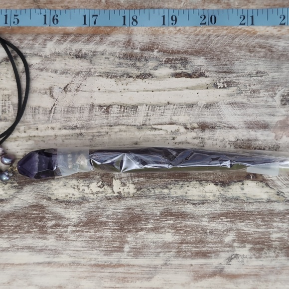 Chico's Retired Purple Feather Pendant Necklace Natural Pearl - Picture 12 of 12